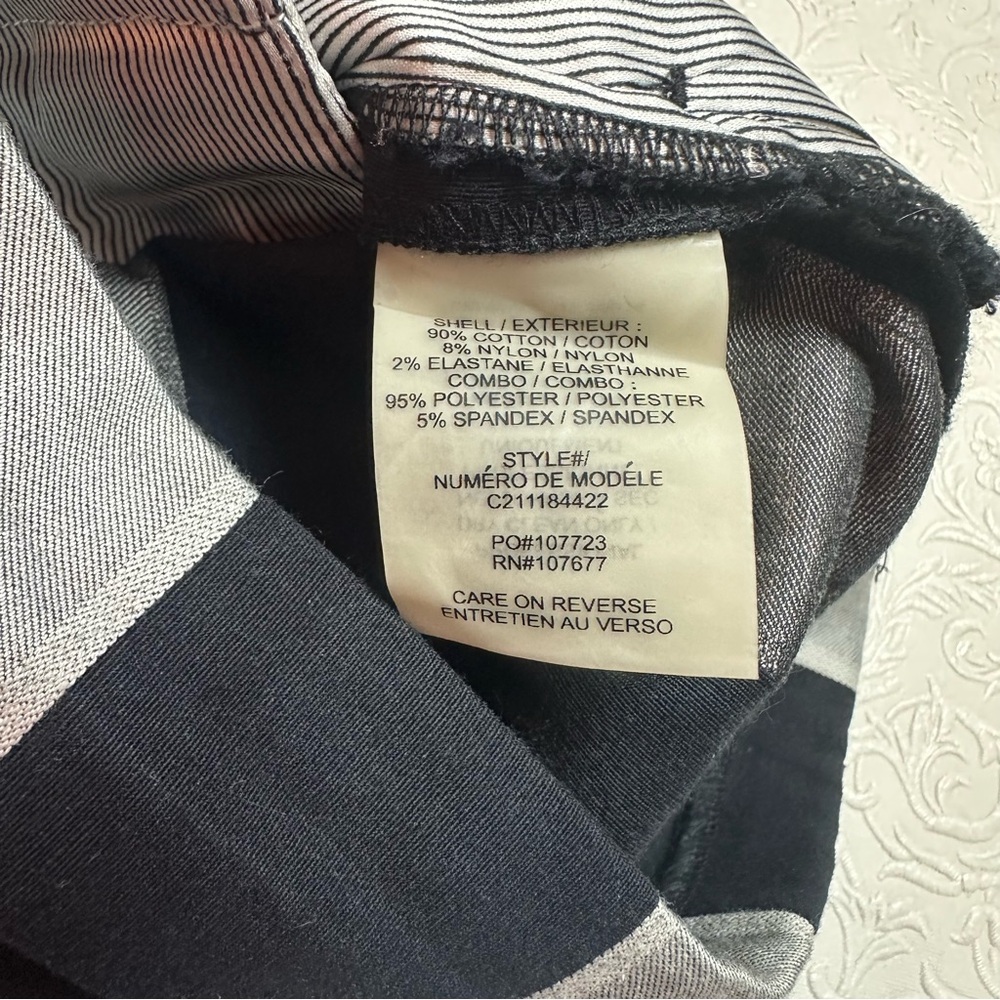Alice + Olivia Striped High Waist Shorts Black & Gray Size 4 - Picture 6 of 10